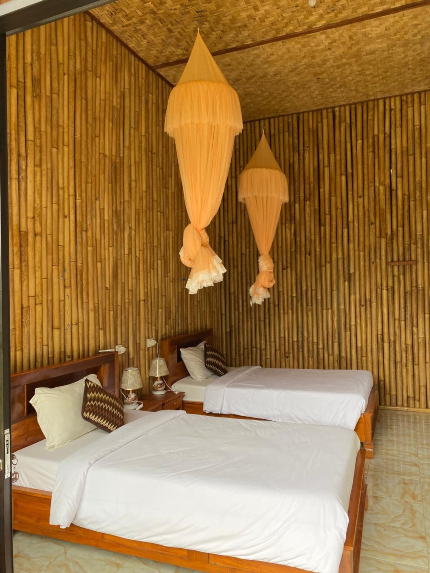Lumbung Ayu Sari And Spa Сидемен Экстерьер фото