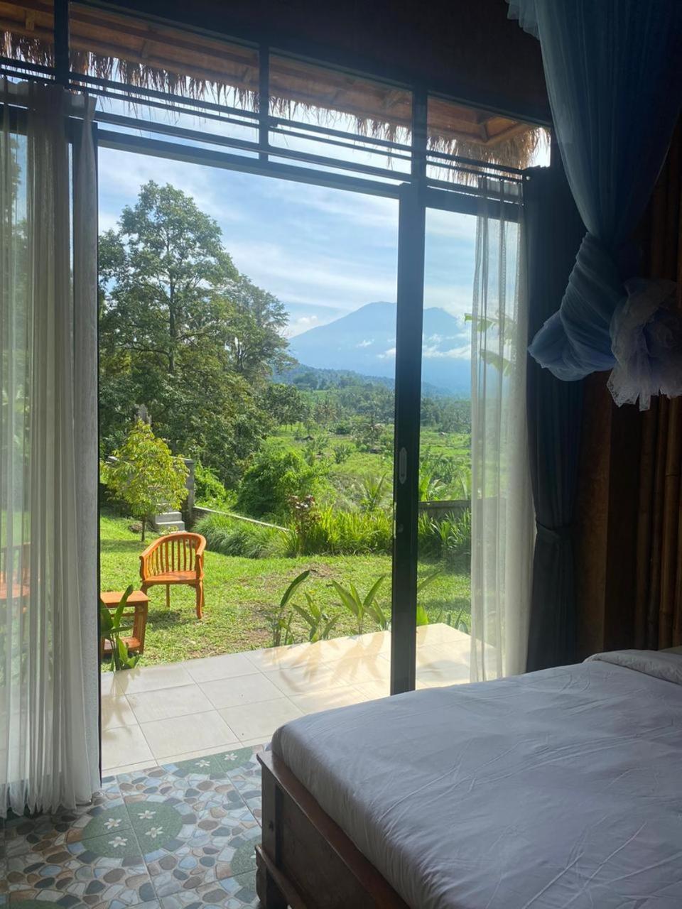 Lumbung Ayu Sari And Spa Сидемен Экстерьер фото