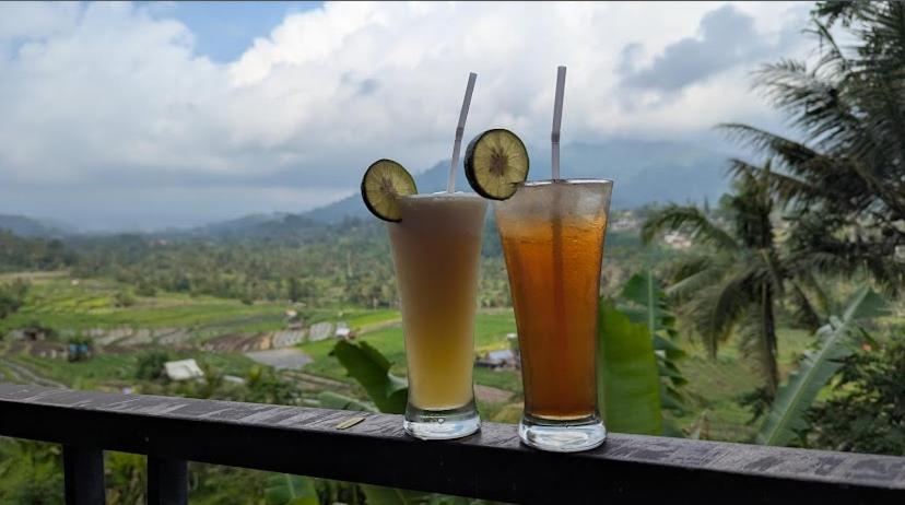 Lumbung Ayu Sari And Spa Сидемен Экстерьер фото